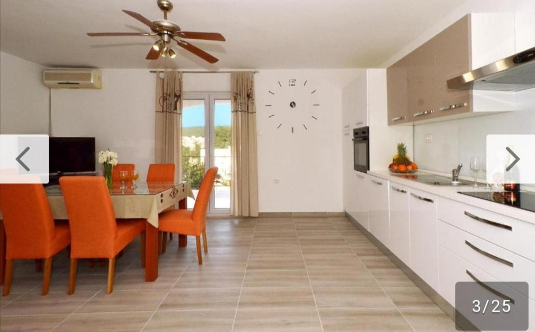 Apartman Varga Τρογκίρ Εξωτερικό φωτογραφία
